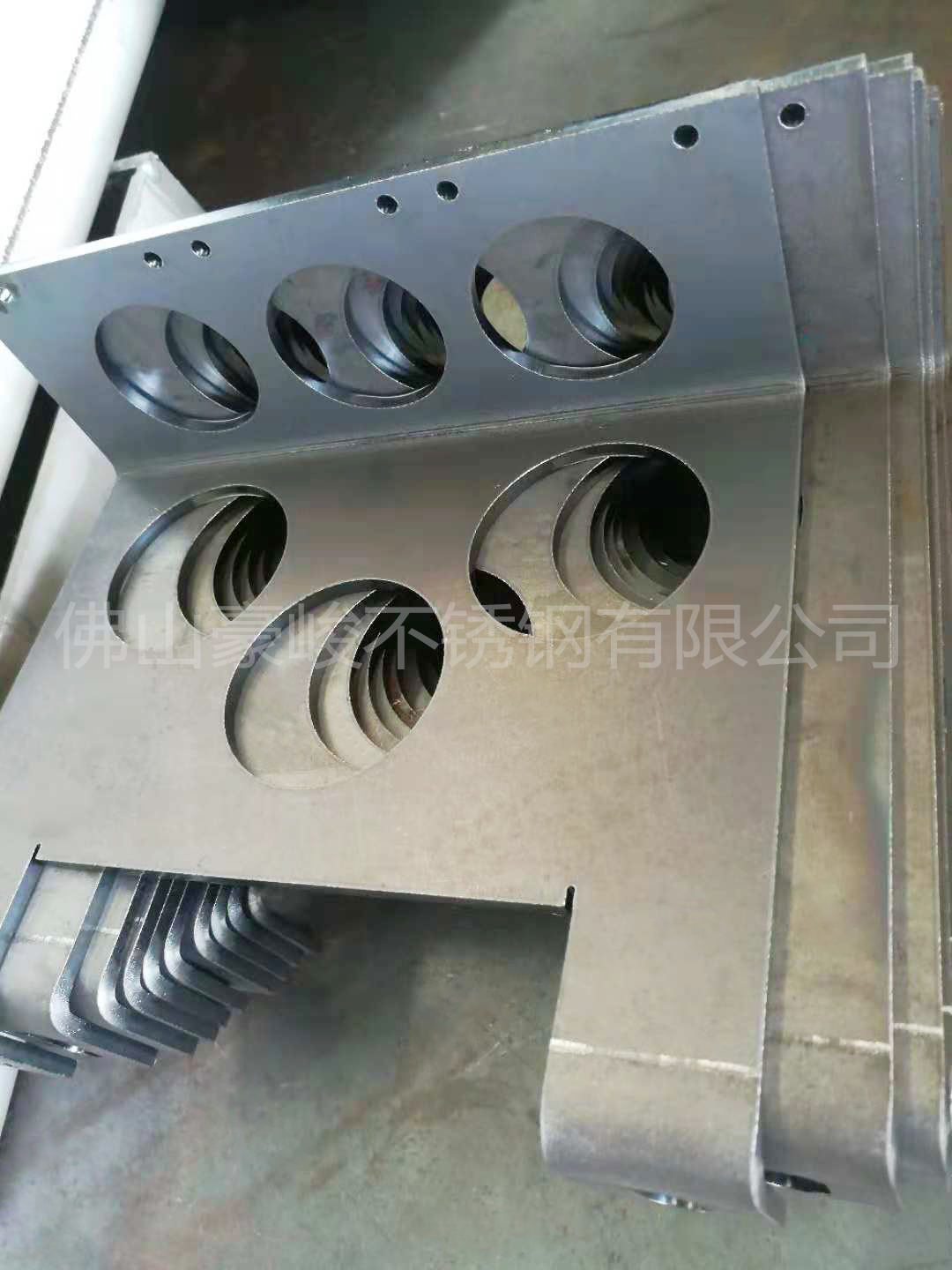 廣州黃埔鈑金定制加工工廠(chǎng) 豪峻專(zhuān)業(yè)加工鈑金件