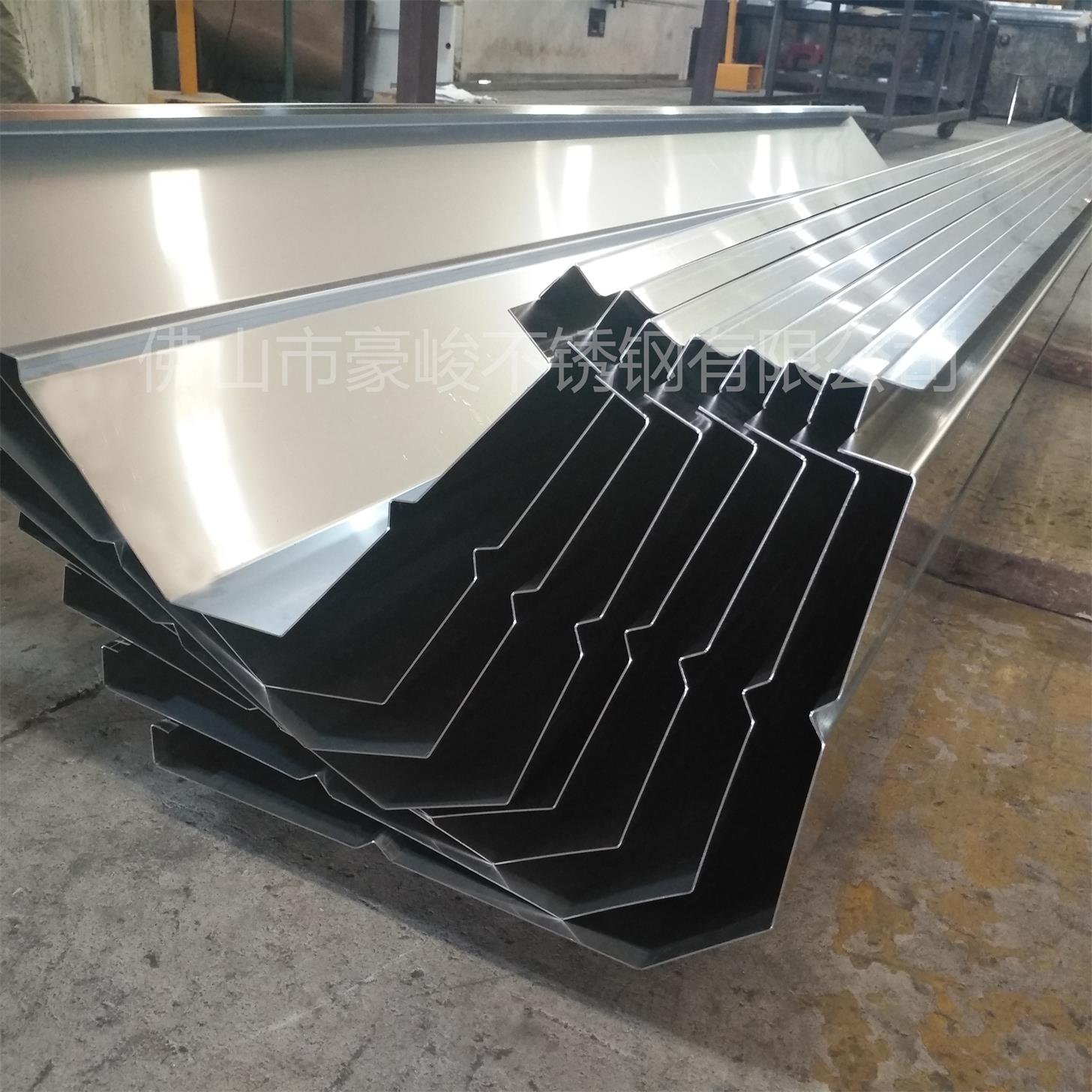 鍍鋅板鈑金加工 鍍鋅板鈑金加工