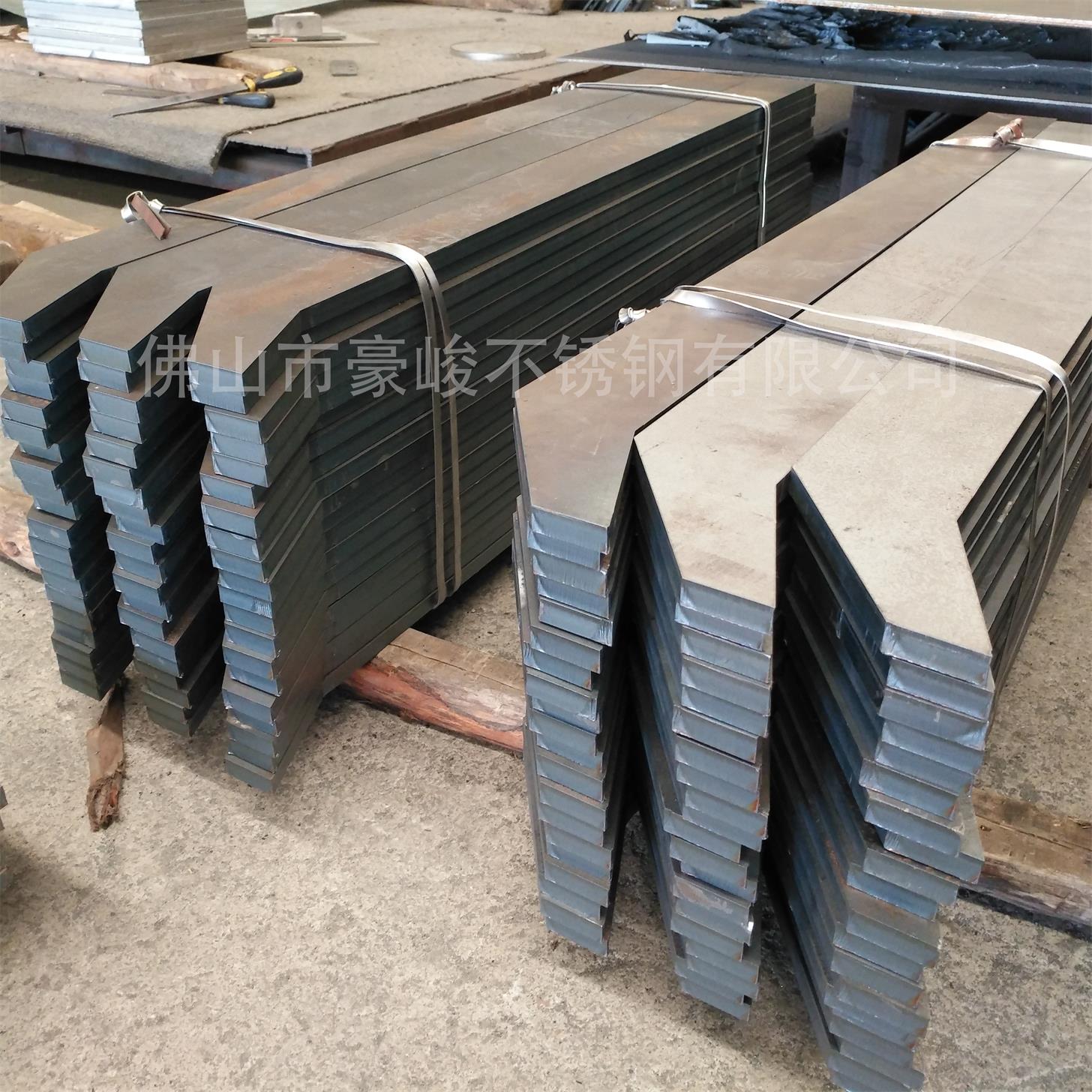 不銹鋼立柱切割加工 不銹鋼立柱切割加工